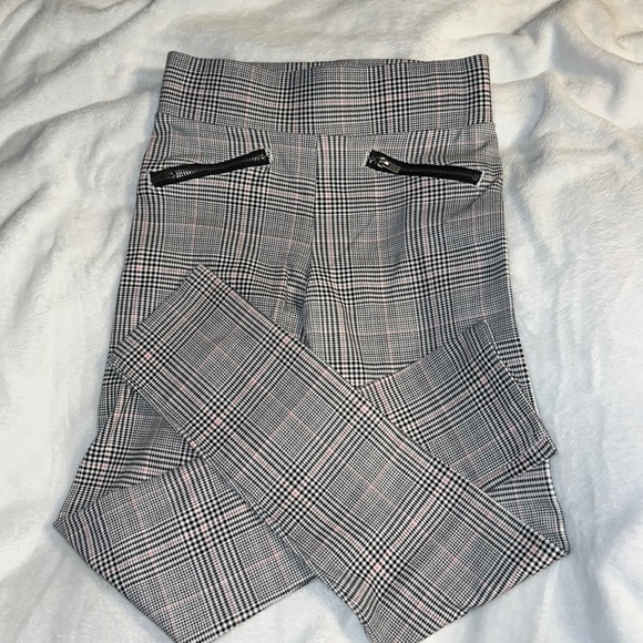 Old Navy Other - Old Navy Plaid Dressy Leggings